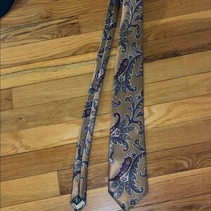 Paisley Patterned Tan Tie